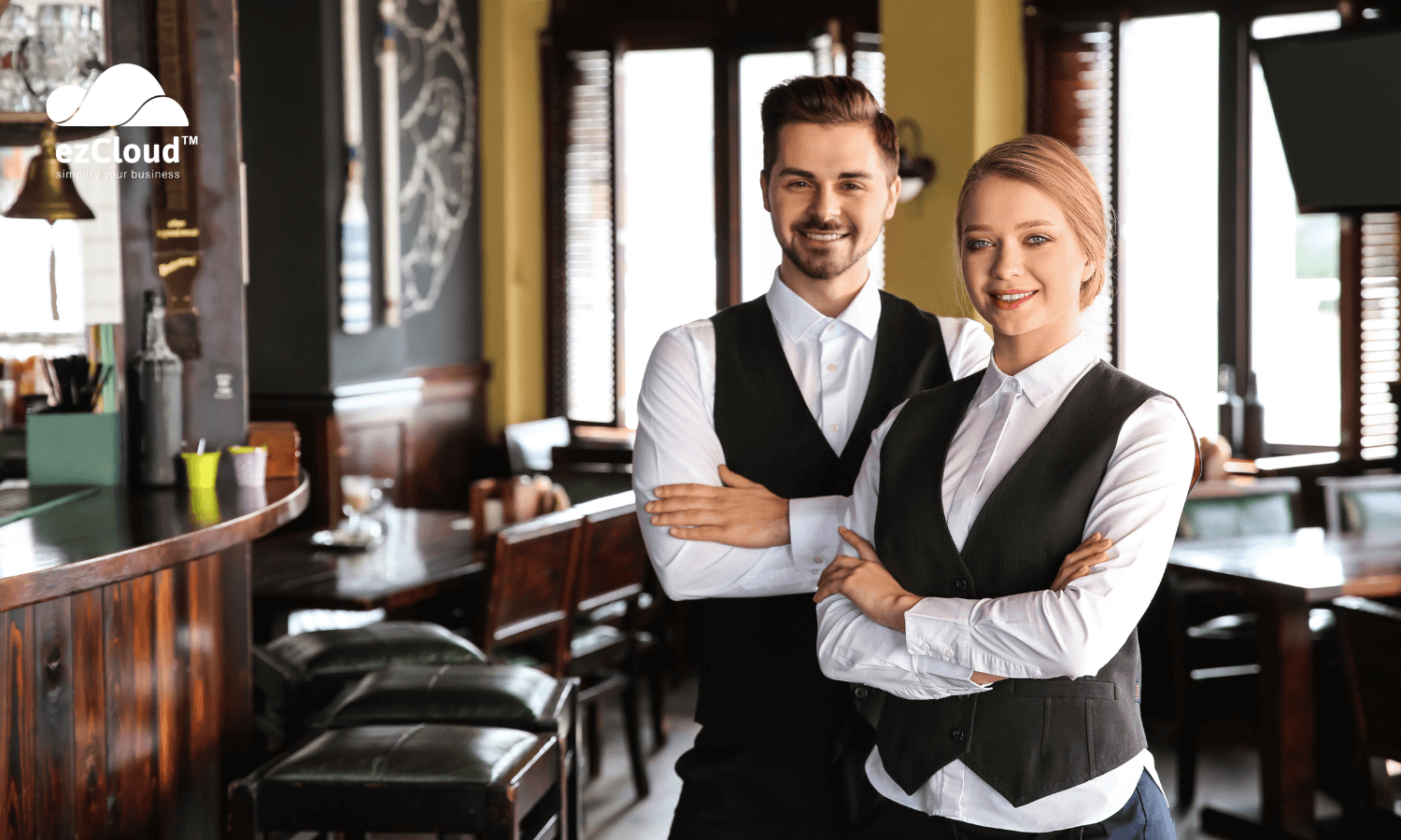 Waitress là gì Vai trò của waitress trong Nhà hàng Khách sạn