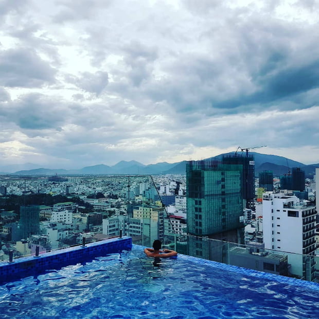 Top 5 khách sạn Nha Trang có bể bơi không thể không biết