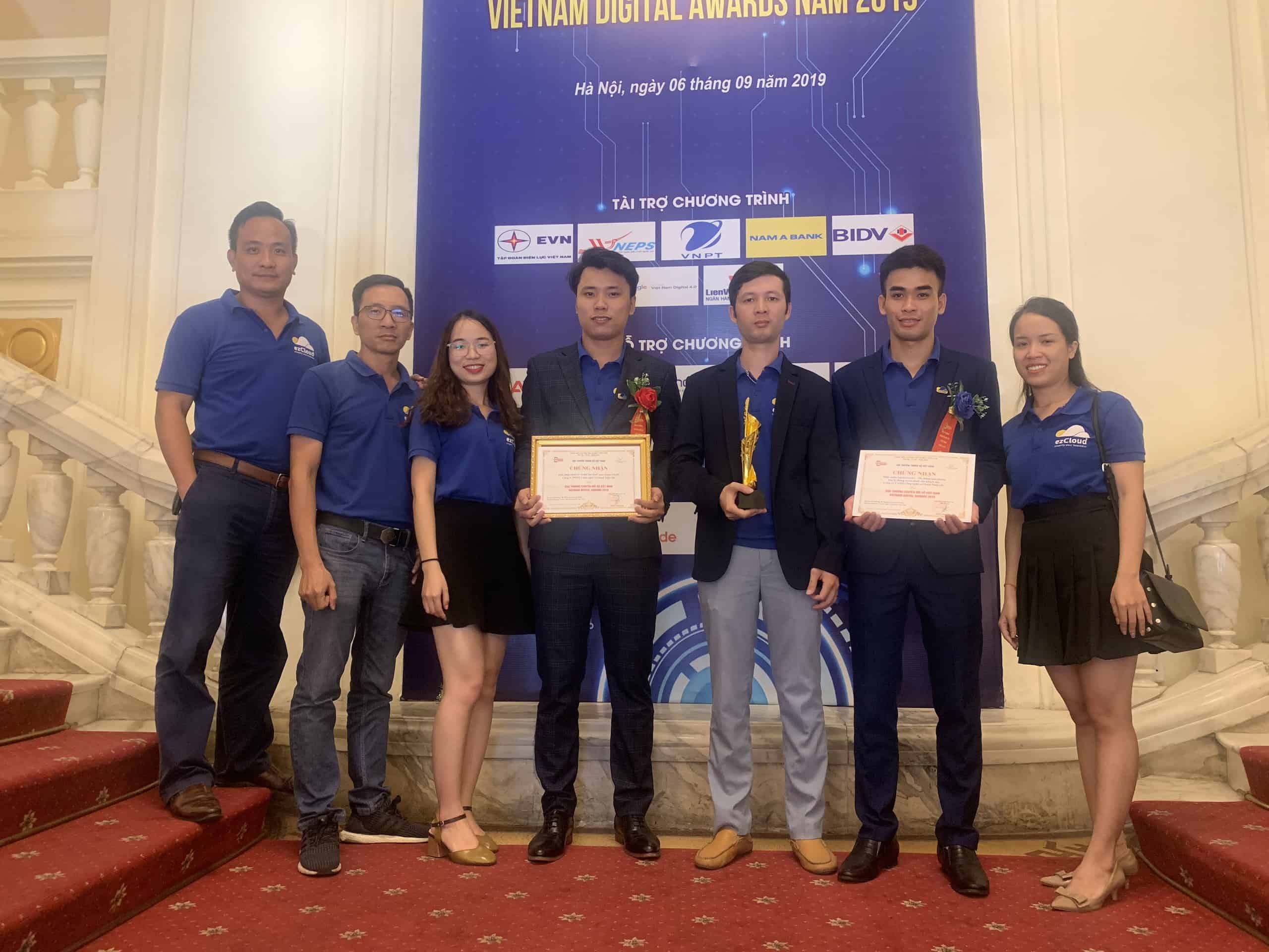 OneInventory và ezGolf nhận giải Chuyển đổi số 2