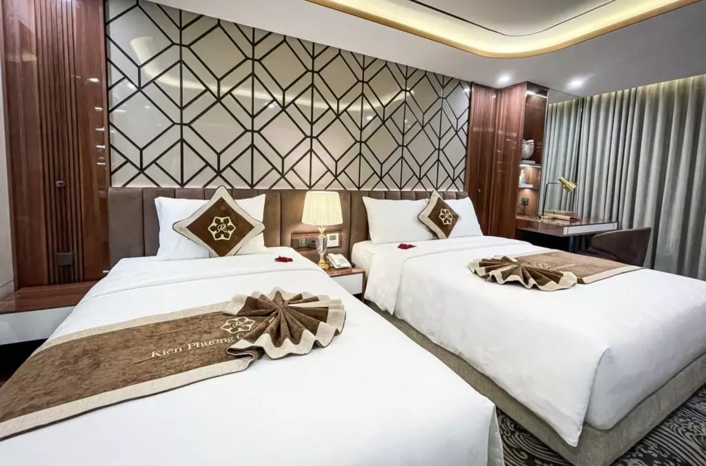 cửa đông luxury hotel tại vinh