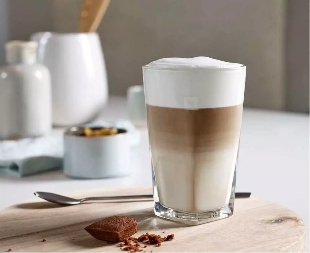 cách phục vụ macchiato lạnh