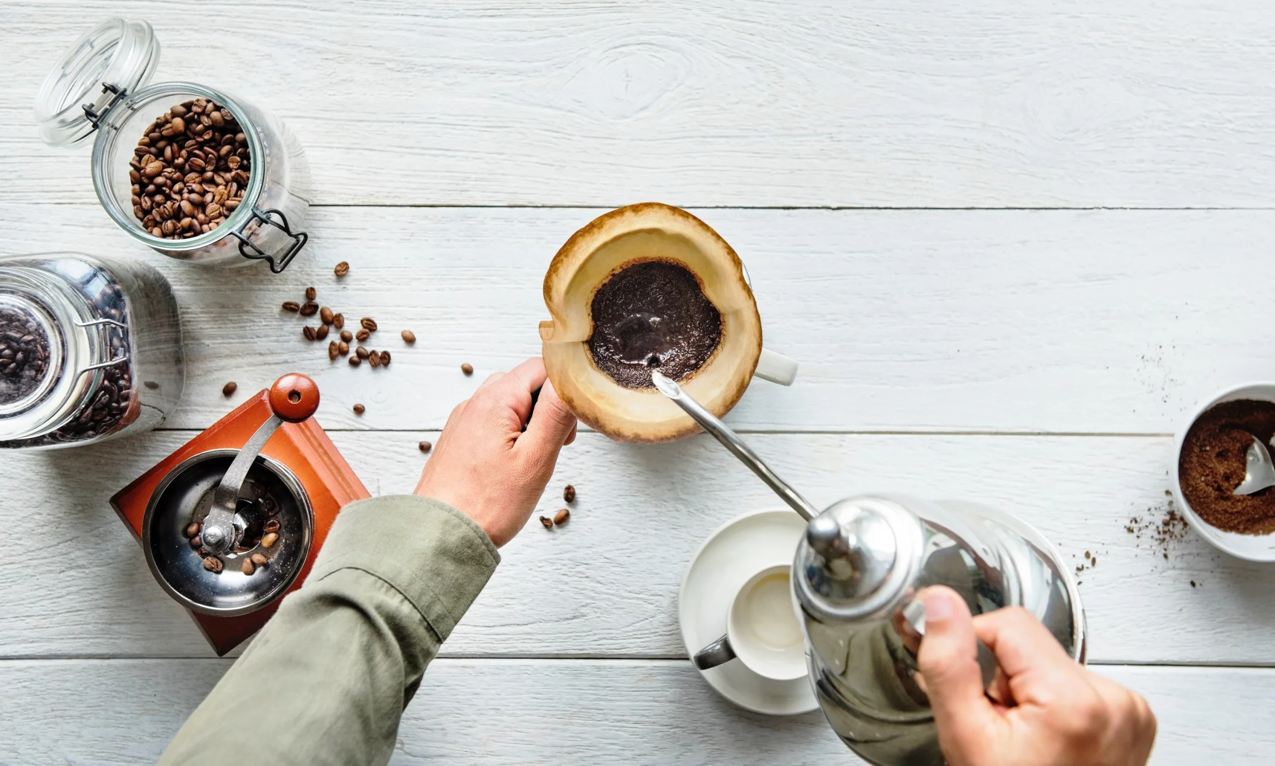 Drip coffee là gì? Phương pháp pha chế đòi hỏi sự điêu luyện