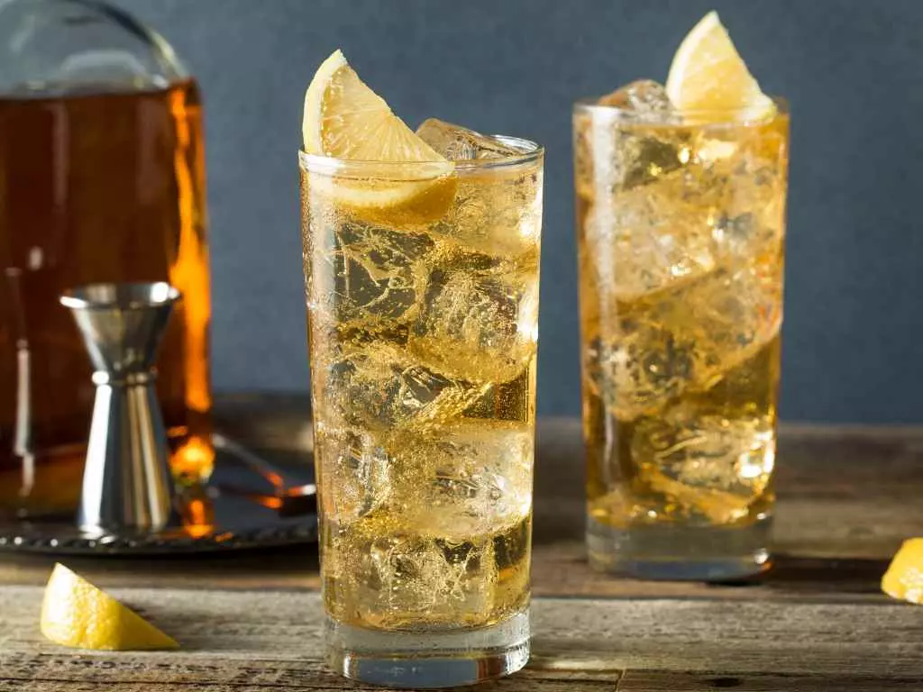 highball cocktail