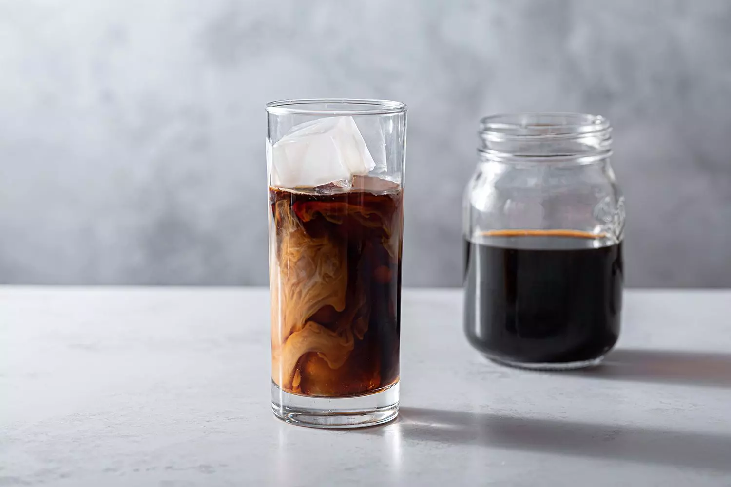 ly cà phê cold brew hấp dẫn