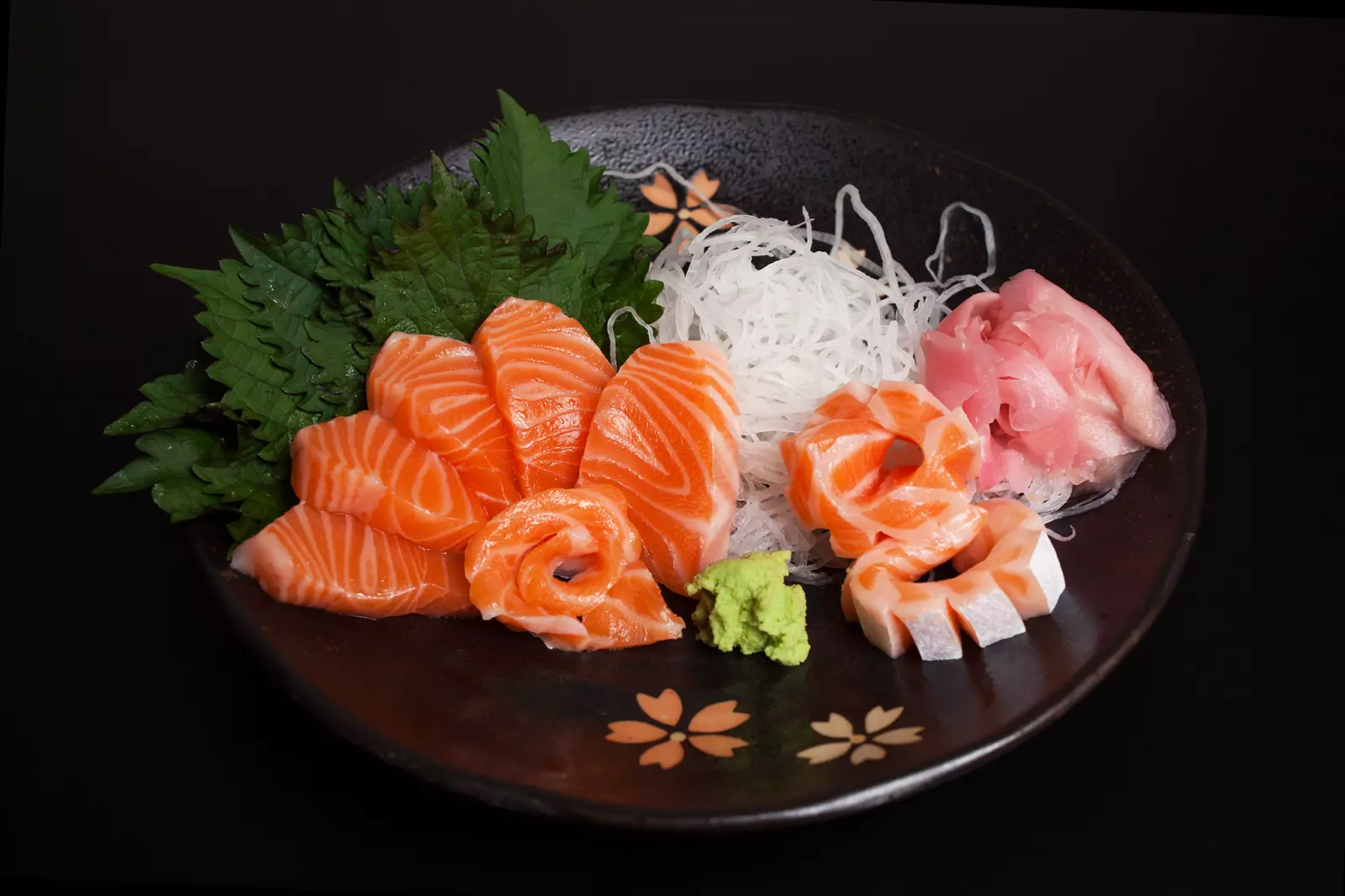 món sashimi cá hồi