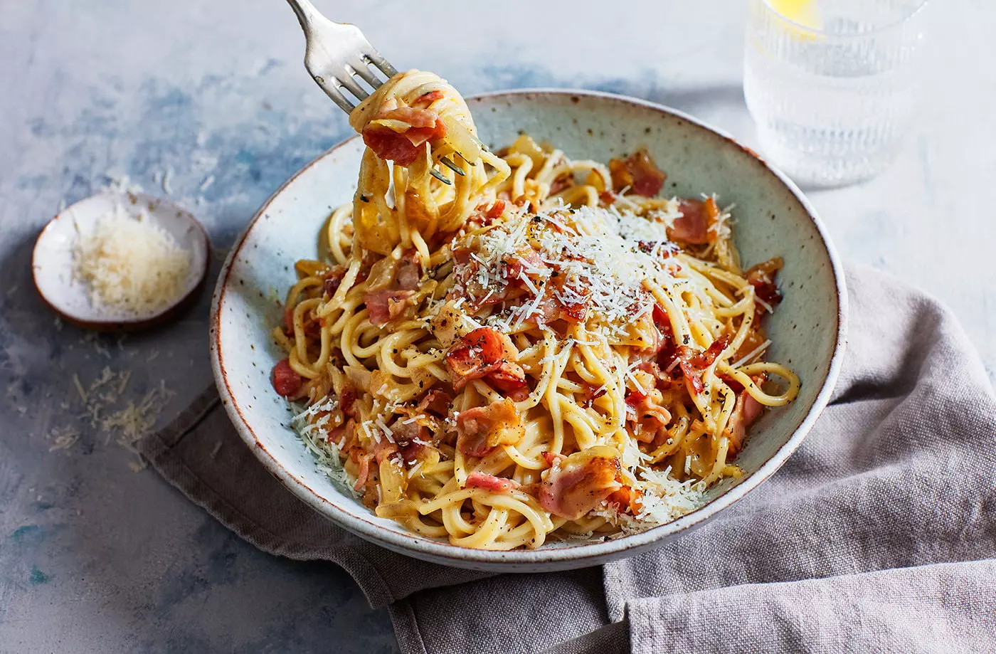 spaghetti carbonara