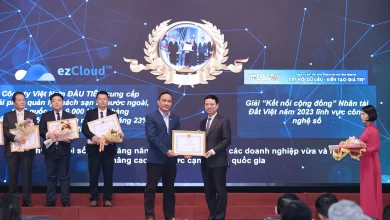 ezcloud nhận bằng khen của bộ thông tin