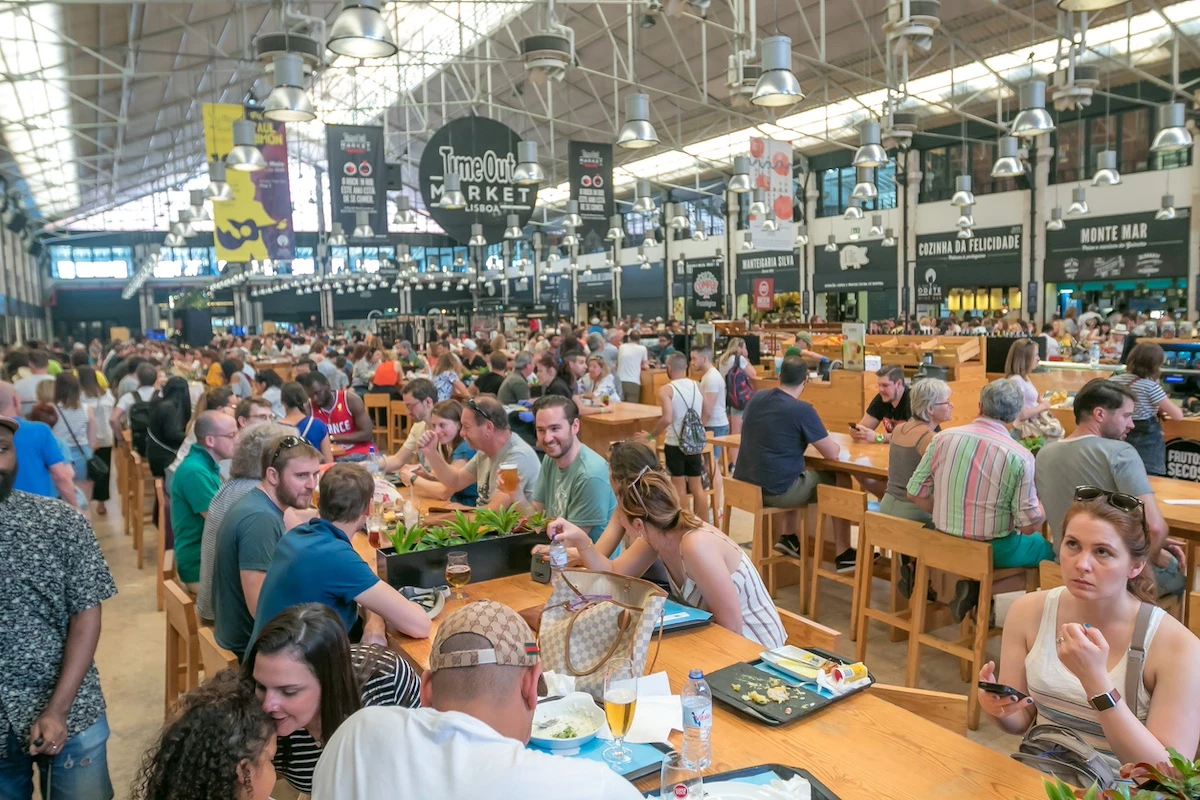 mô hình kinh doanh food court 