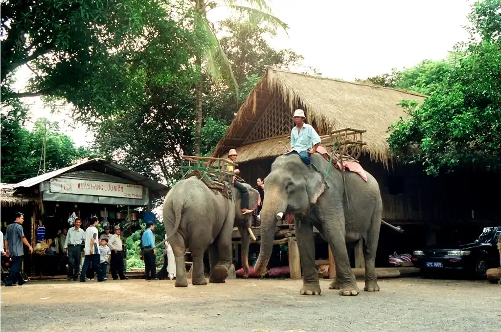 cuộc sống văn hóa người dân ở Buôn Ma Thuột