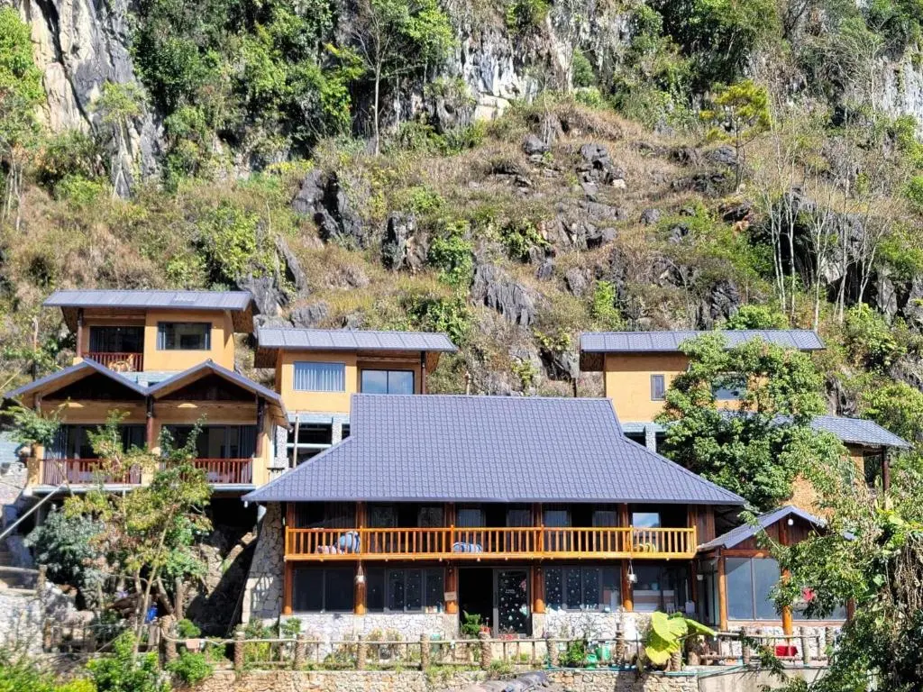 toàn cảnh Đồng Văn CliffSide House