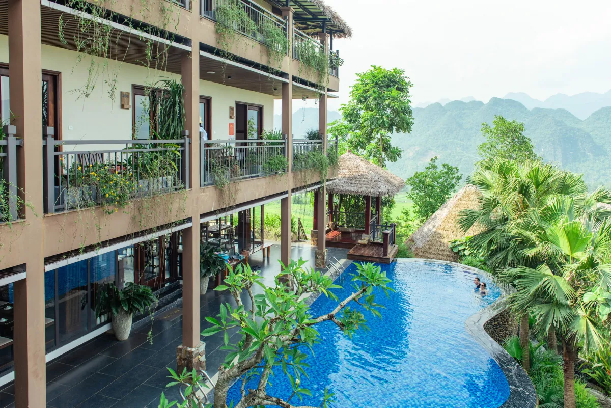 ebino pù luông resort