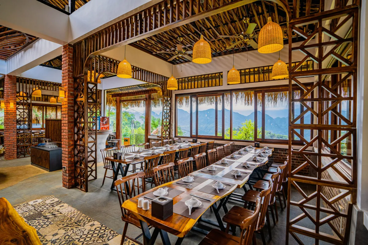 nhà ăn pù luông bocbandi retreat