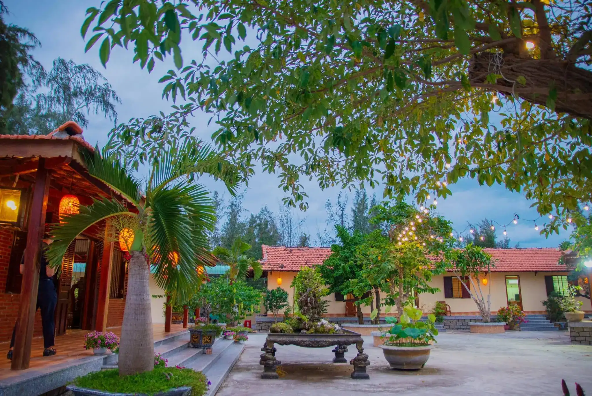 sân vườn tại An Nhã homestay