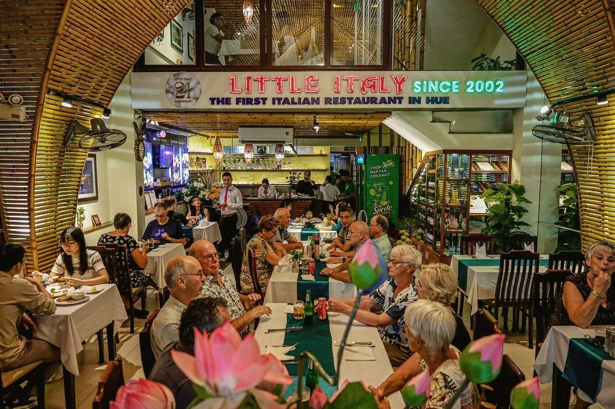 nhà hàng ở huế little italy