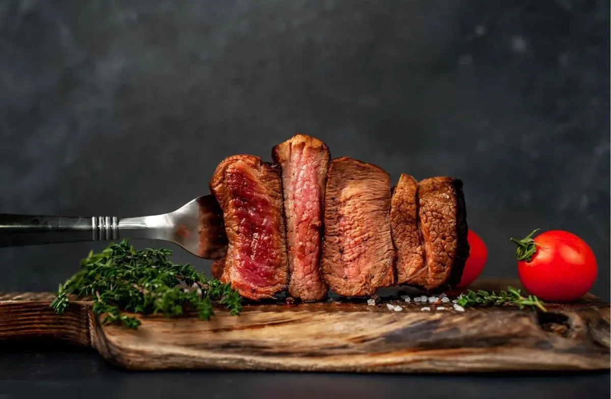 phân biệt cấp độ chín của steak