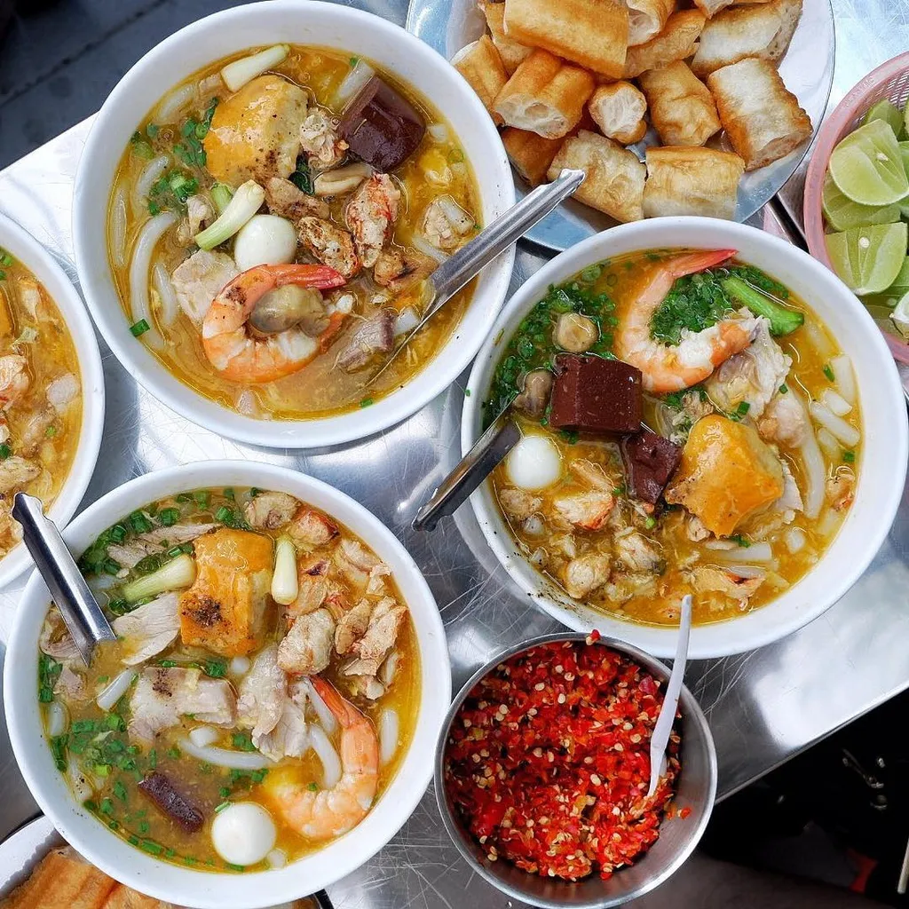 bánh canh cua hiền