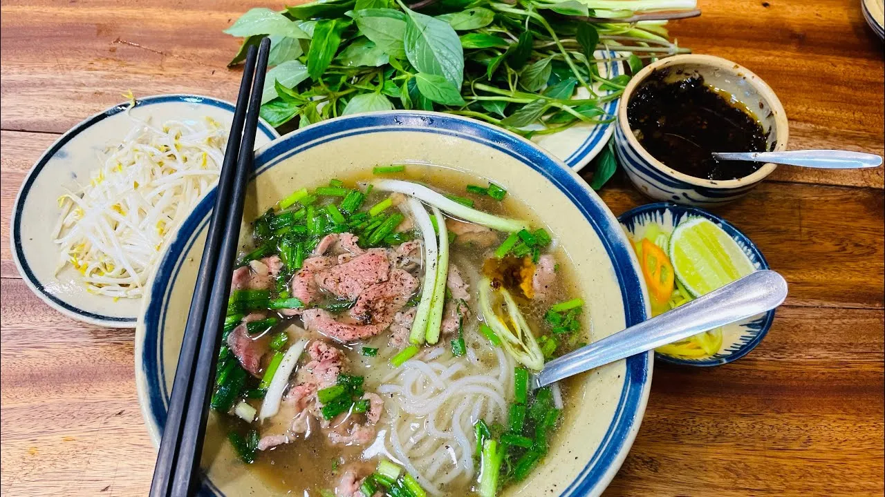 phở ông cát gia truyền since 1988