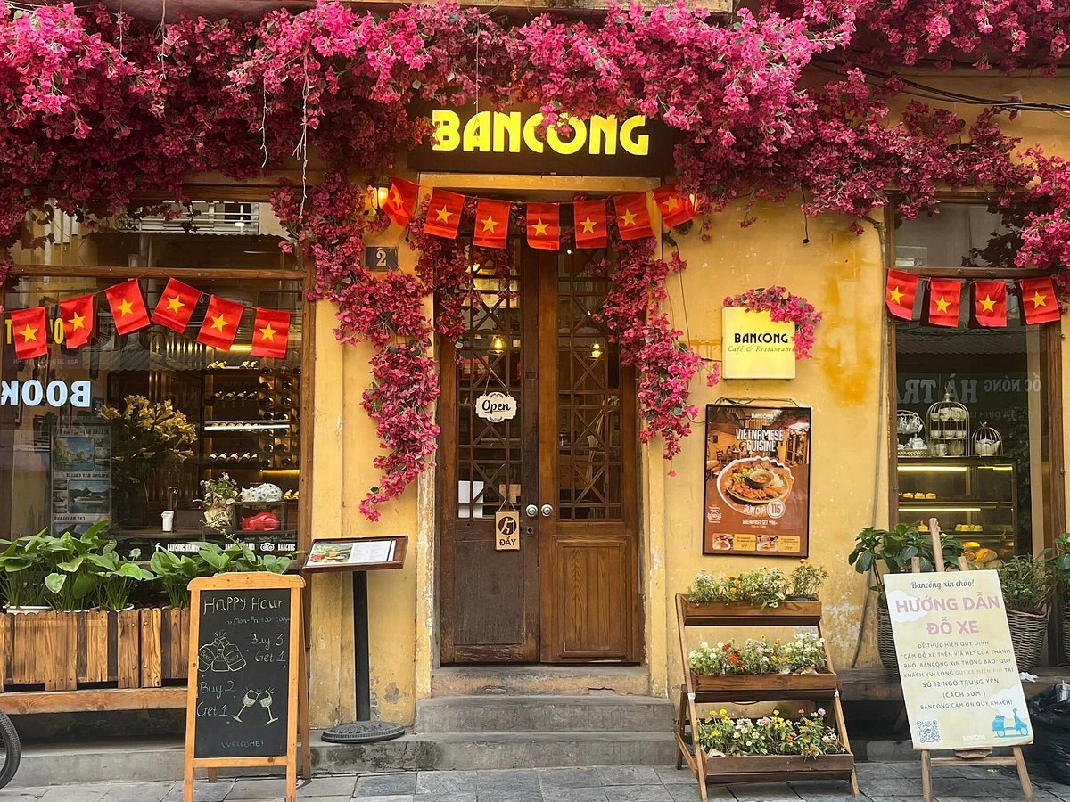 ban công cafe