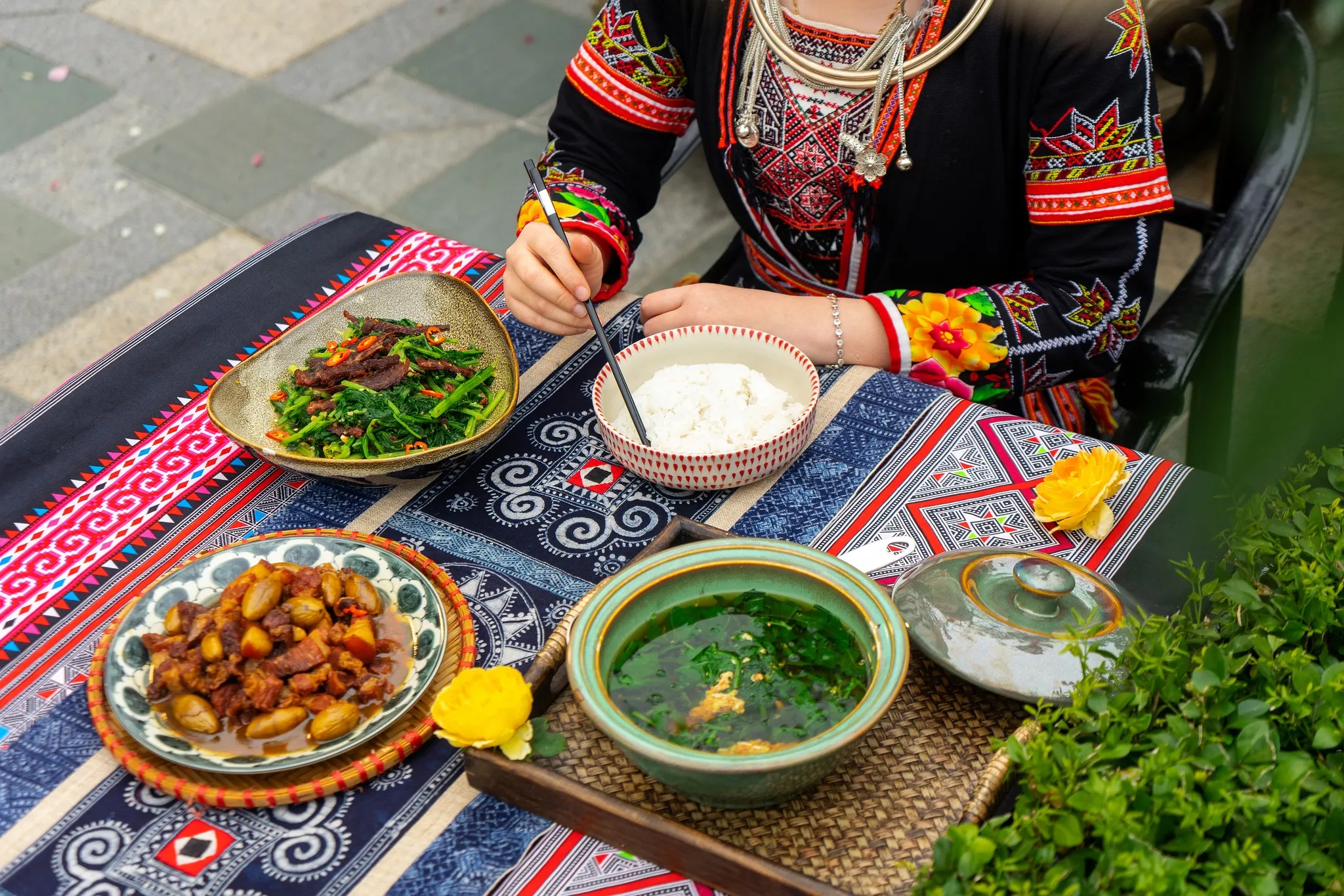 nhà hàng ở sapa