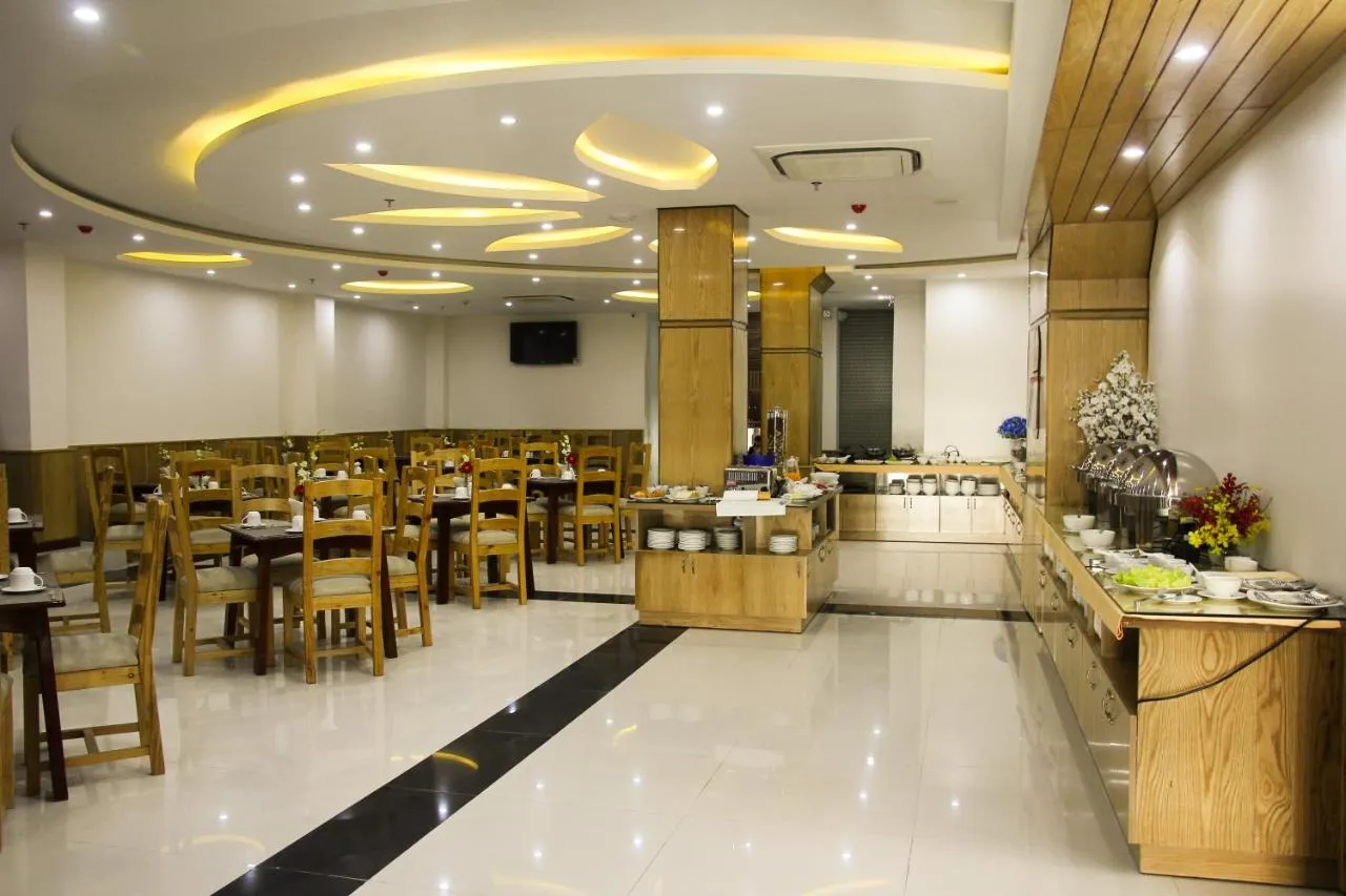 nhà hàng tại west hotel cần thơ