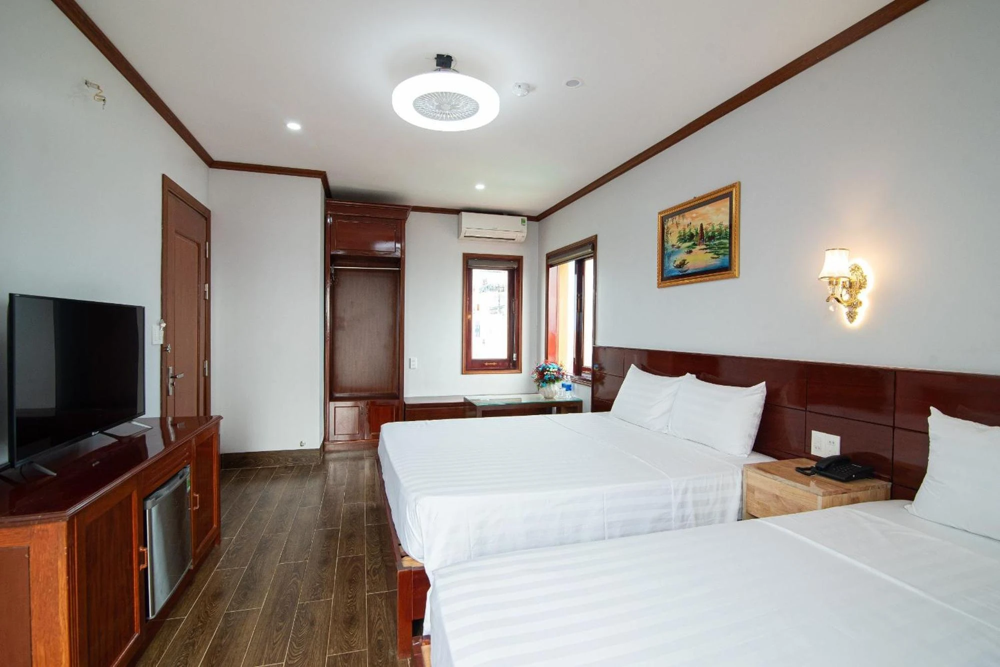 minh quang hotel 