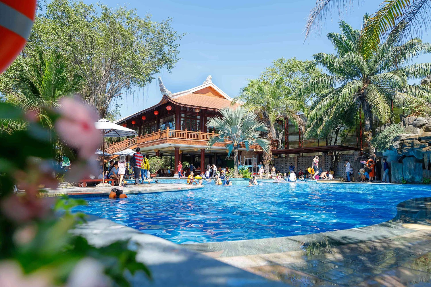 bể bơi resort phương nam 