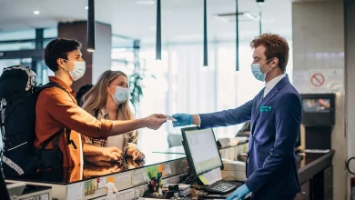 quy trình chào đón khách hàng tại khách sạn