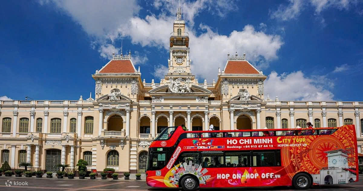 🎉 ezCloud chính thức ra mắt Sightseeing Hồ Chí Minh – View toàn thành phố từ xe buýt 2 tầng!