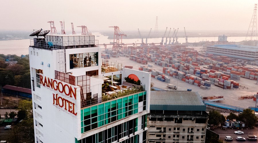 Chính vì vậy, xu hướng tất yếu hiện nay là chuyển sang sử dụng hệ sinh thái tích hợp. Điều này không chỉ đơn giản hóa bộ máy vận hành mà còn mang lại khả năng quản trị dữ liệu tập trung yếu tố sống còn để người quản lý đưa ra các quyết định kinh doanh chính xác và kịp thời.