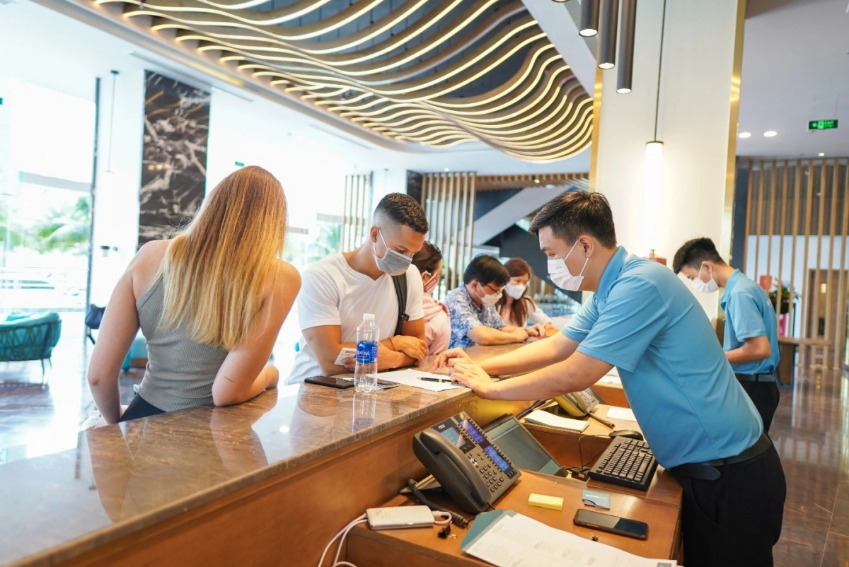 Cơ hội RevPAR: với công suất >80%, dư địa điều chỉnh ADR là rõ rệt