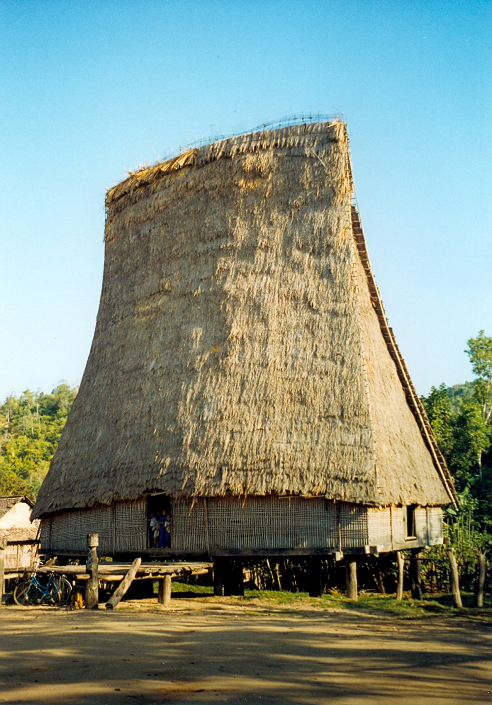 Mẫu nhà sàn homestay kiểu Ba Na