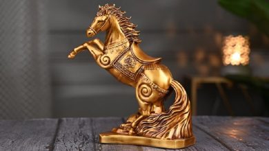 Tượng linh vật ngựa phong thủy bằng đồng để bàn làm việc